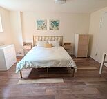 Quiet & Spacious Furnished Lower-Level Living Space: Deer Run SE – All Inclusive