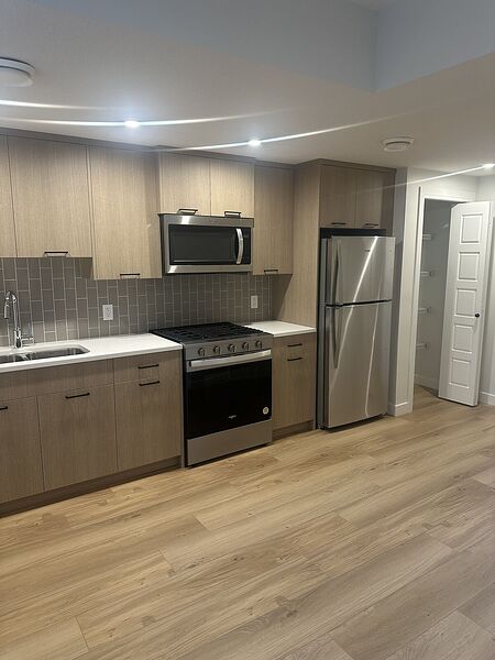 Beautiful 1-Bedroom Legal Basement Suite – Former Show Home