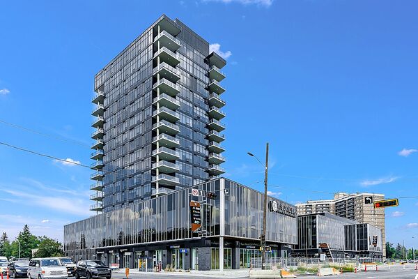 BEAUTIFUL GLENORA PENTHOUSE