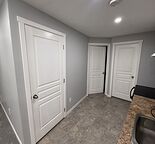1 Bedroom Cozy Basement