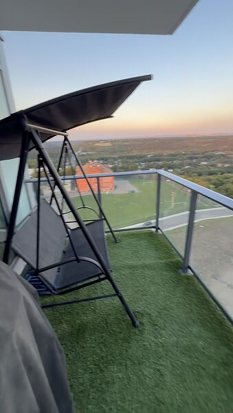 2 BED + 2 BATH LEASE TAKEOVER IN EDMONTON | 11TH FLOOR