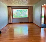 3-Bedroom, 1.5 baths-Main Floor in Thorncliffe NW – $2,100/month