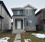 2 Storey House with 3 bed and 1.5 bath