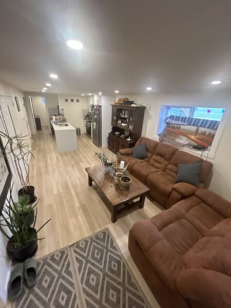 Newly Renovated 3-Bedroom Basement Suite in Pineridge