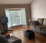 Multiple bedrooms for rent 3 min walk to LRT