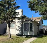 3-Bedroom Renovated Home – 88 Martindale Crescent NE