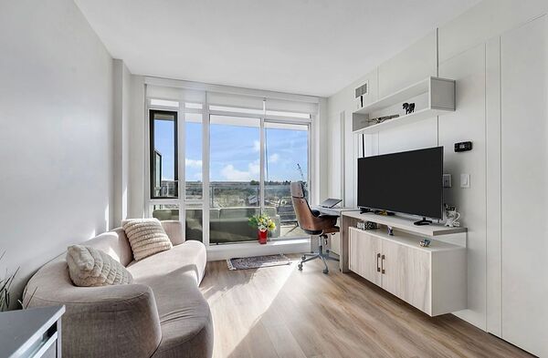 Modern 1 Bed + 1 Bath Condo for Rent - The Guardian South Tower (Beltline/Victor