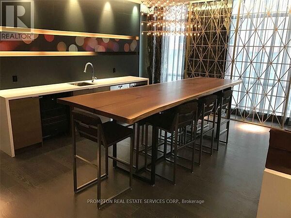Apartment in Toronto (Waterfront Communities)