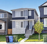 Well-Maintained 3-Bed | 2.5-Bath Main Floor Home in Glacier Ridge