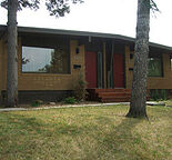 Beautiful 4-Bedroom Half Duplex in Marda Loop — Recently Renovated