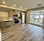 Top Floor one bed condo for rent in Seton