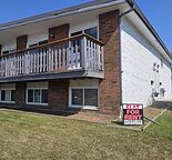 Beautiful 3-Bedroom Upper Unit for Rent in Calga — Huntington Hills, Calgary