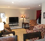 All-Inclusive 1-Bed Legal Walk-Out Suite in Crestmont – Fully Furnished — Crestmont, Calgary
