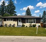 Beautifully Renovated Entire Home in Varsity – 4 Bed | 3 Bath | A/C | Garage