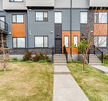 3 Bedroom Bright Open Concept Townhouse in Cornerstone
