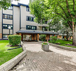 Adult-Only Top-Floor 2 Bedroom with Underground Parking