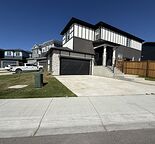 Newer Home in Crimson Ridge with 4 bedrooms plus Den, double garage & huge yard!