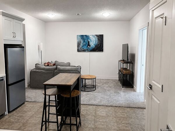 Furnished 2BR Seton Suite | Office | Near South Health Campus | All-Inclusive