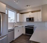 SF161 - 2 Bedroom Double Master 2.5 Bathroom Townhouse in 301 Redstone NE