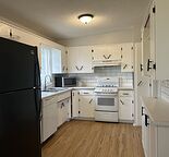 2-Bedroom Main Floor in Kingsland – Great Location