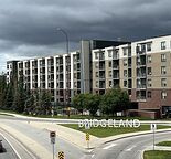 Spotless Move-In Ready Walk to CTrain /Cozy One Bedroom In Bridgeland