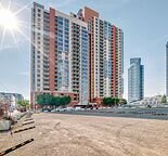 1 bedroom+den unit in Beltline. All utilities included.