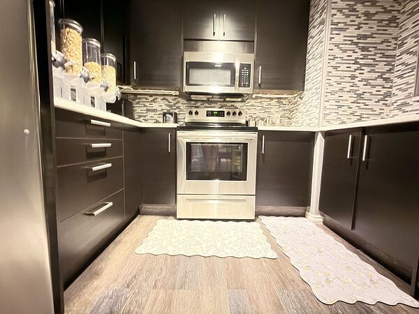 Fully Renovated 2 bed 2 bath condo