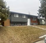 First time rental Full House with yard five bedroom 2 full bath house