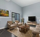 Cozy 2 Bedroom Unit for Lease