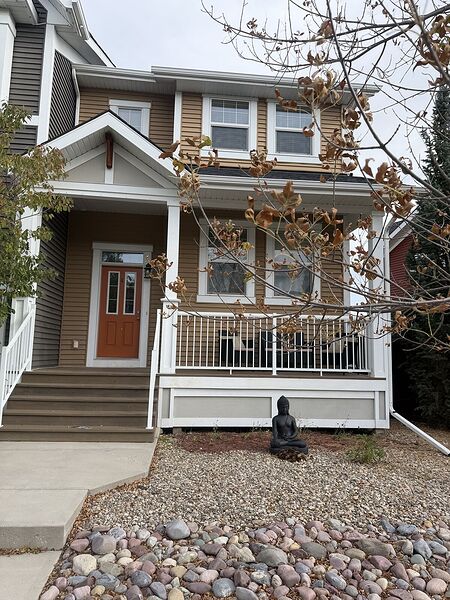 2-Bedroom Townhouse | Family Room Basement + Fenced Backyard