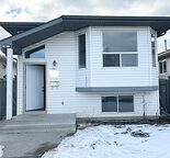 5 bedroom house, Main floor or Basement for Rent in Applewood