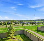 Spacious End-Unit Townhouse with Panoramic Views