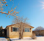 Mayland Heights,Bright 4 Bed Duplex • Private Yard • Minutes to Downtown – Oct 1
