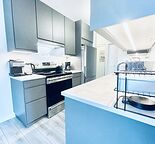 Bright 2 BDR Top-Floor Corner Unit in Acadia – New Appliances, $650 off Deposit