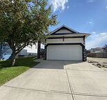 Unique 3 Bed | 3 Bath | Double Garage | Coventry Hills