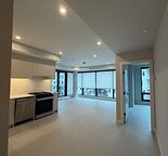 Sun-Filled 2 Bed / 2 Bath Corner Unit with Mountain Views | West District
