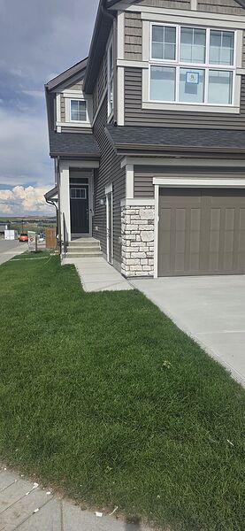 BRAND NEW LEGAL 2-BEDROOM BASEMENT SUITE IN GLACIER RIDGE NW AVAILABLE FOR RENT