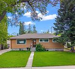 Bright 3 Bedroom Main Floor in Cambrian Heights | Garage Included | Large Yard