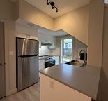 PET FRIENDLY 1 BEDROOM LOFT WITH IN SUITE LAUNDRY & AIR CONDITIONING