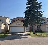 Up stair 3 rooms rented, common toilet for 2 rooms, MB room attached Toilet. — Monterey Park, Calgary