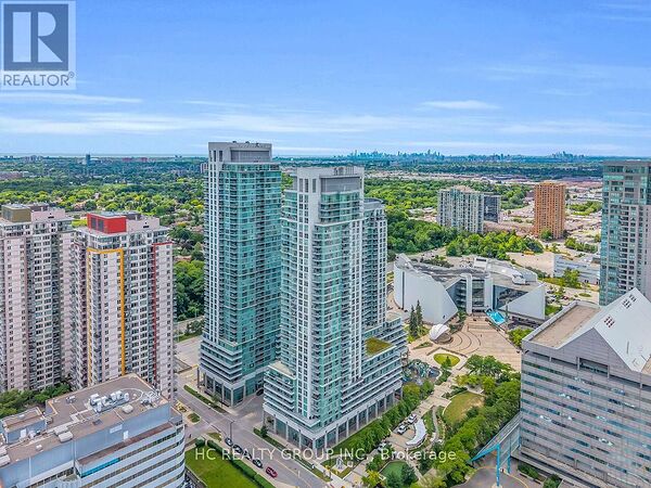 Apartment in Toronto (Bendale)
