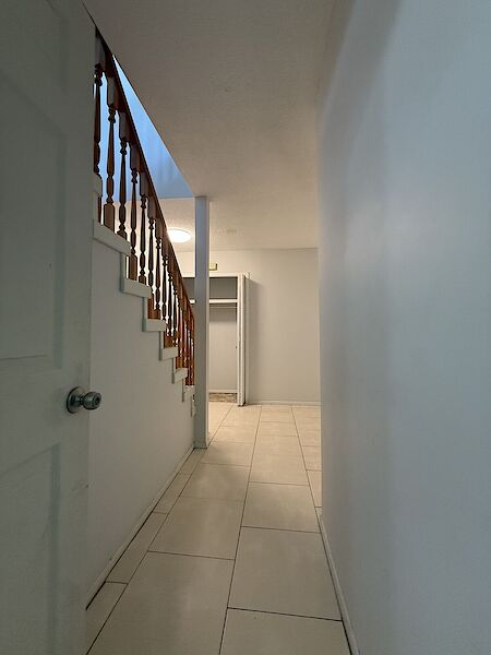 Calgary 2 bedrooms Main Floor for rent. Property photo: 78404-3