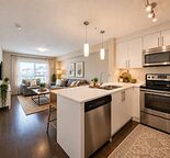 Bright 2-Bedroom Condo – All Utilities Included