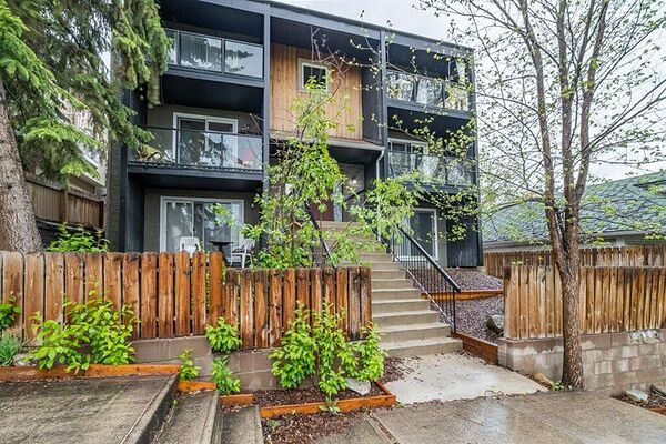 Charming 1 Bedroom in Crescent Heights | In-Suite Laundry + Parking + Storage
