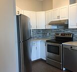 2 Bed, 2 Bath Condo with Heated Underground Parking in Calgary NW (L929)