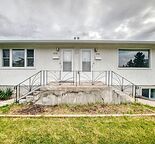 2-bedroom, 1-bathroom basement suite located in Rutland Park