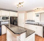 Spacious Arbour Lake Family Home | 4 Bedrooms | 3.5 Bathrooms