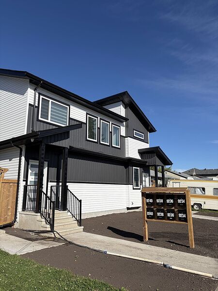 Brand-New Sherwood Townhomes - Up to 3 Months Free