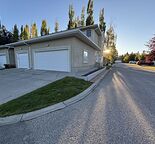 Beautifully Renovated 3-Bed Townhome with Double Garage + Driveway in Cedarbrae