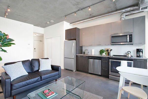 IMMACULATE FURNISHED STUDIO IN THE HEART OF THE EAST VILLAGE WITH AC